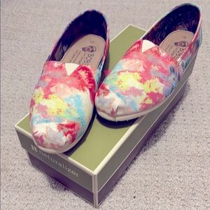 BOBS from Skechers Red and Pink Sneakers Vibrant Slip-On